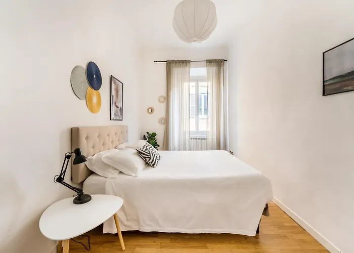 Nora's Home, Charmy In The Heart Of Trastevere
